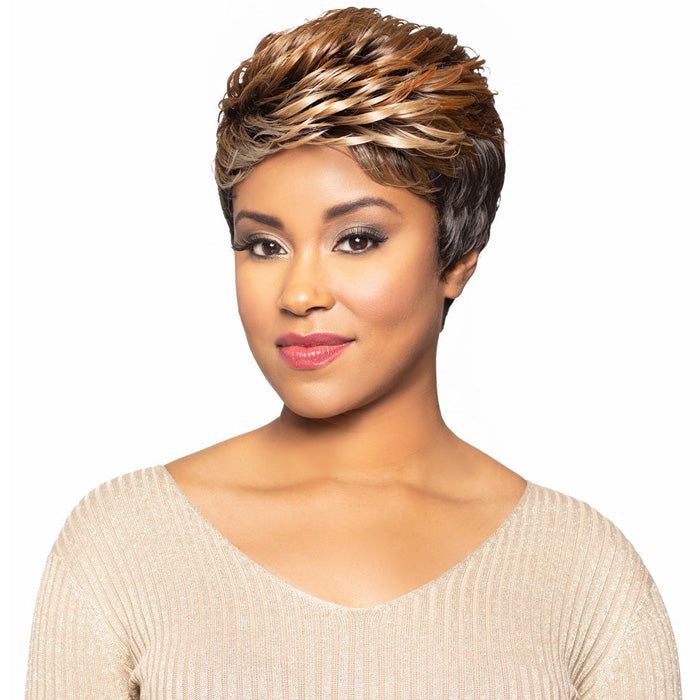 Foxy Silver Full Wig - HARRIET