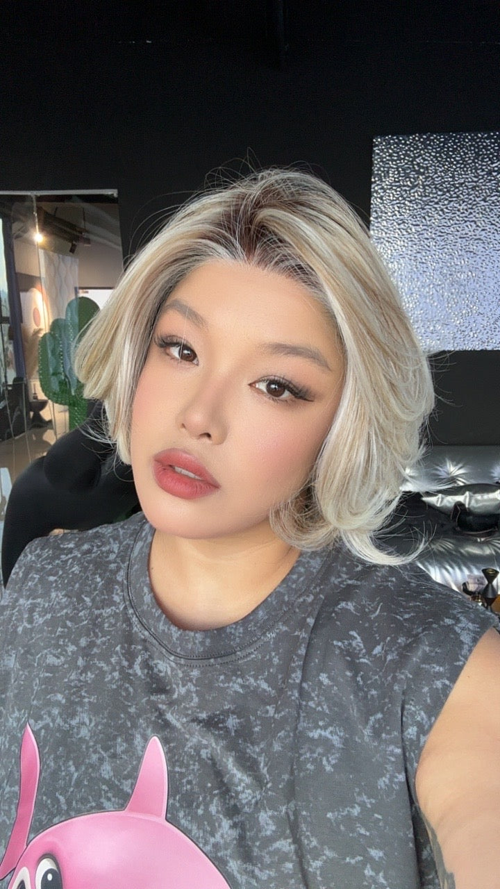 [PRE-ORDER] JBEXTENSION JESS MONO Monofilament Handmade Wig 6X5 Full Monofilament Hand Tied Top Wig 10 Inches Blonde Mono Lace Wig With Anti-slip Silicone Strips Glueless Wig JESS MONO【BENDY EAR TABS】