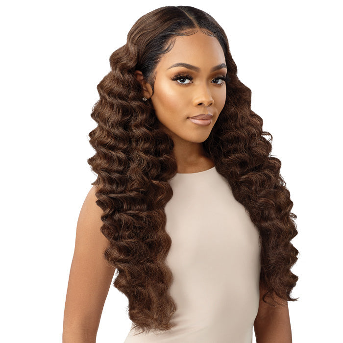 Outre Synthetic Melted Hairline Layered Wavy HD Lace Front Wig - BRIALLEN