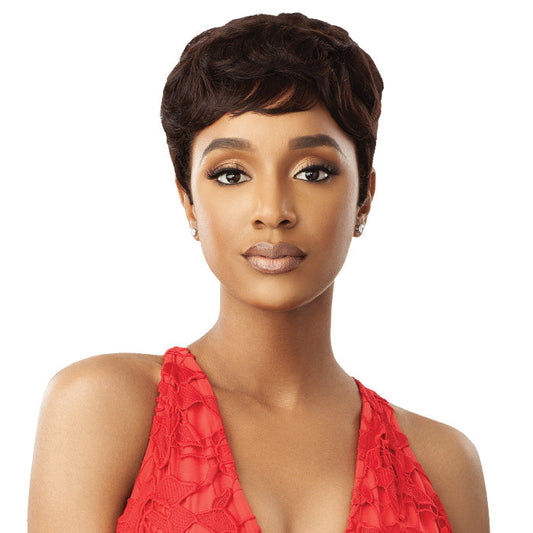 Outre Unprocessed Human Hair Fab & Fly Full Cap Wig HH-MABEL