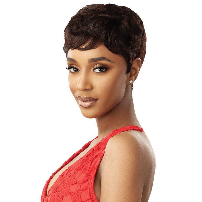 Outre Unprocessed Human Hair Fab & Fly Full Cap Wig HH-MABEL
