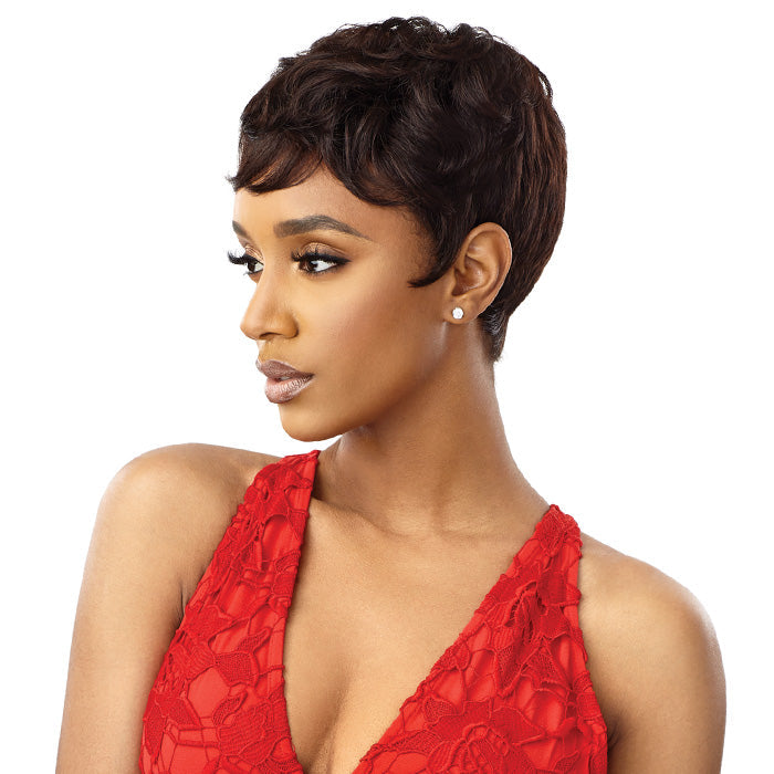 Outre Unprocessed Human Hair Fab & Fly Full Cap Wig HH-MABEL