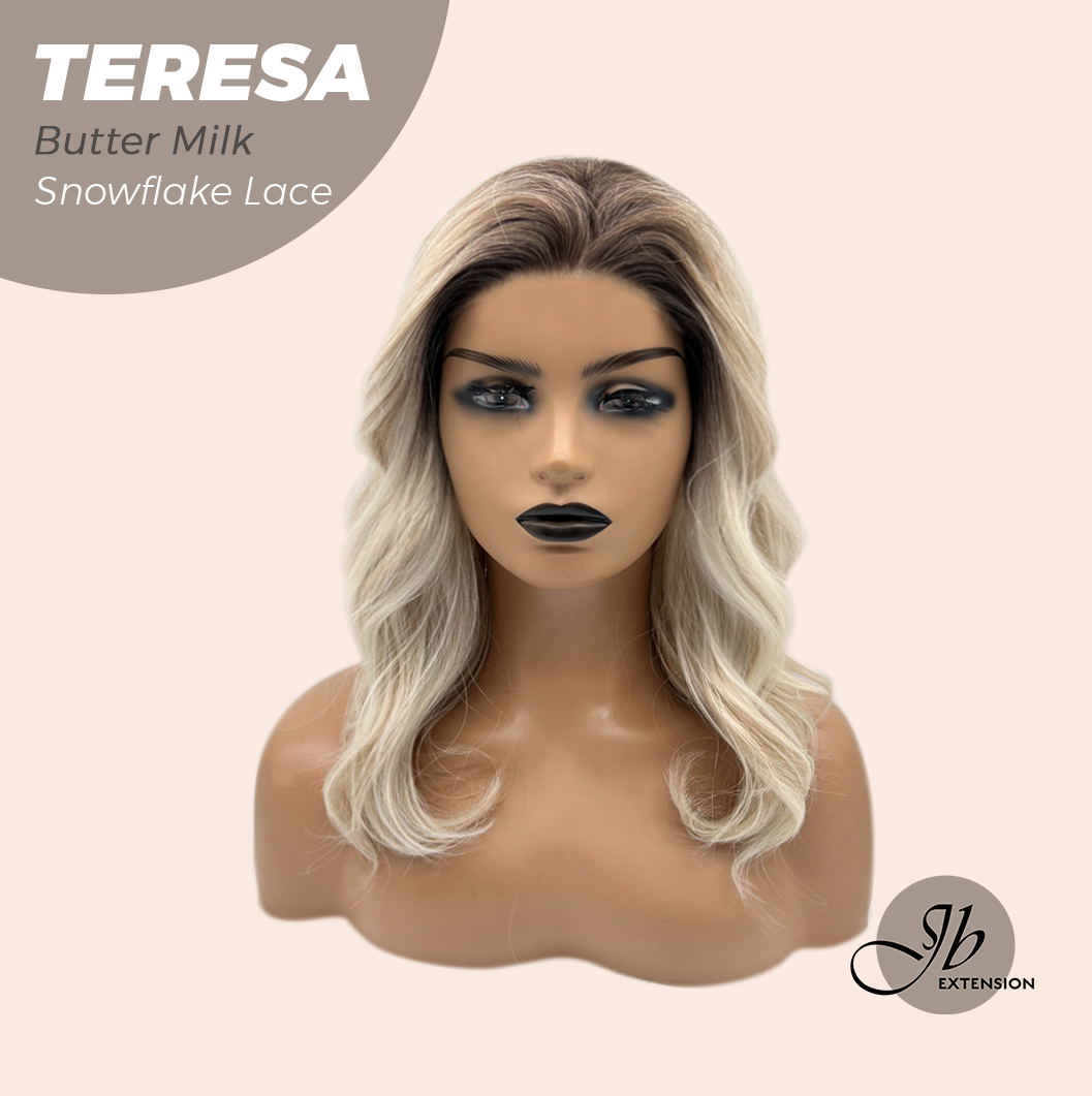 [PRE-ORDER] JBEXTENSION 18 Inches Butter Milk Pre-Cut Snowflake Lace Frontlace Glueless Wig TERESA BUTTER MILK【PERMATEASE】【BENDY EAR TABS】