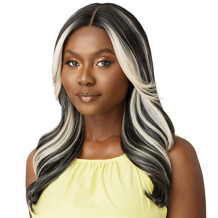 Outre The Daily Wig Hand-Tied Lace Part Wig - KERA