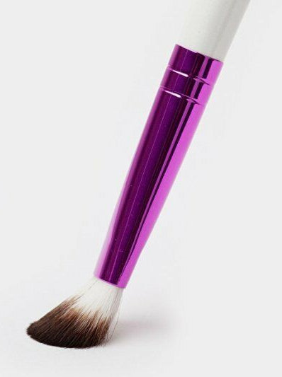 Ruby Kisses By Kiss Large Eyeshadow Brush