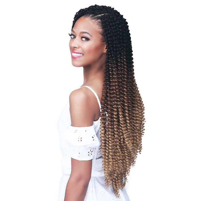 Bobbi Boss Brazilian Pre-Looped Crochet Braids - SOFT WATER WAVE 3X 18"